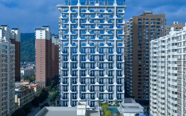 Holiday Inn Express Kunming Yiliang Center – Outside – Kunming