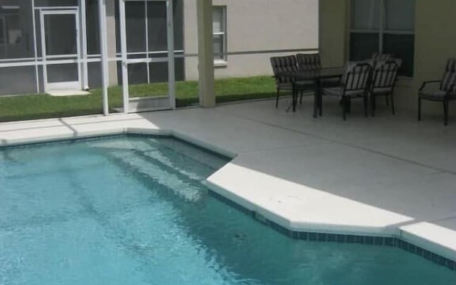 Hemingway 2004 Apartment 3 Bedroom