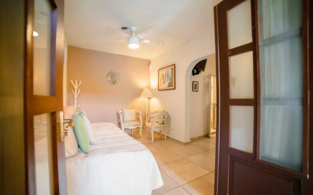 Villa Mirasol Hotel