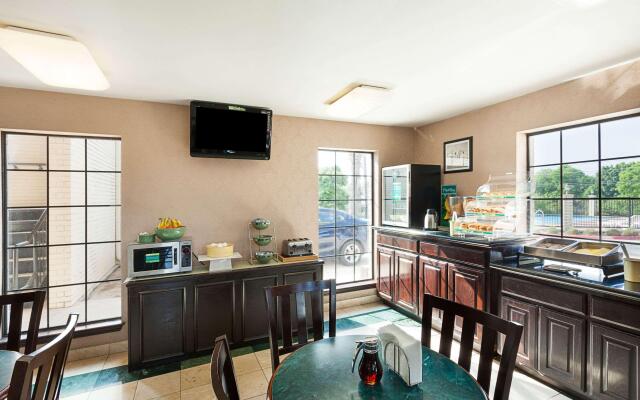 Quality Inn Near Medical Center