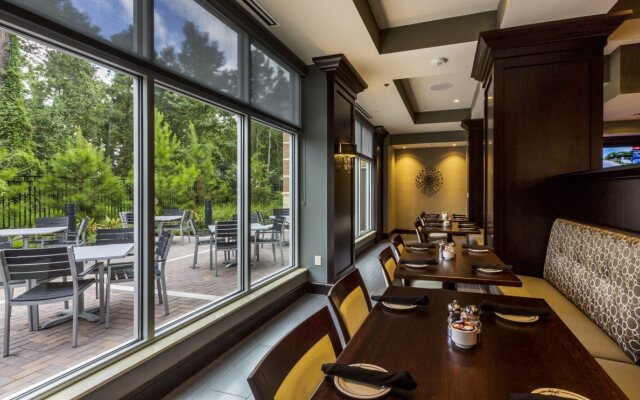 Crowne Plaza Shenandoah - The Woodlands Area by IHG