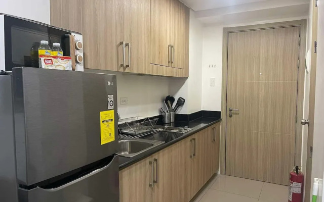 Shore 1 & 3 Residences MOA by darpm