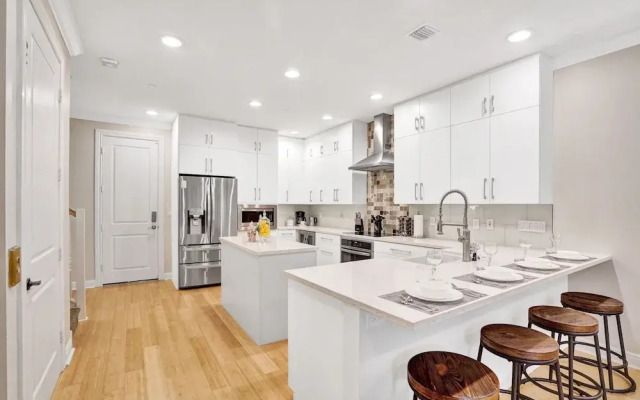 Fabulous 4BR home close to beach