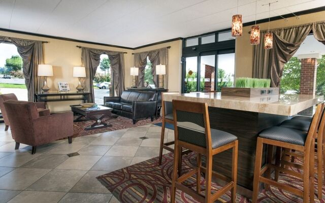 Holiday Inn Express Reston Herndon-Dulles Airport