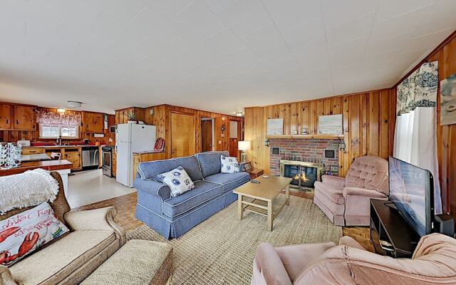 11emerap 4 Bedroom Home