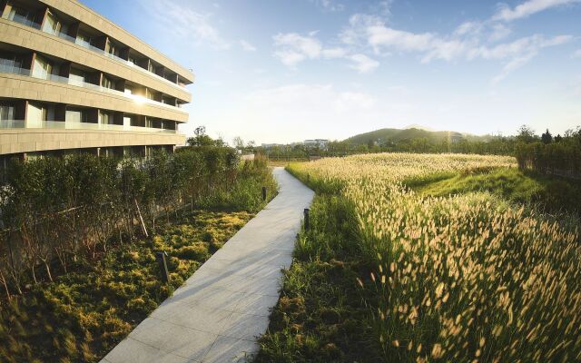 Hidden Cliff Hotel & Nature