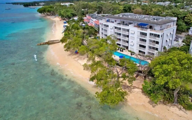 Waterside Apartment 101 by Island Villas
