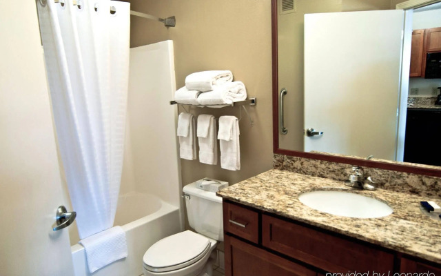 Candlewood Suites Salina by IHG