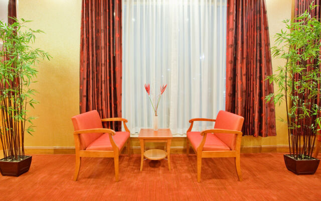 DoubleTree by Hilton Richmond Airport