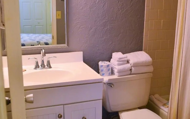 Gulf Shore Condo #517 2 Bedrooms 2 Bathrooms Condo by Redawning