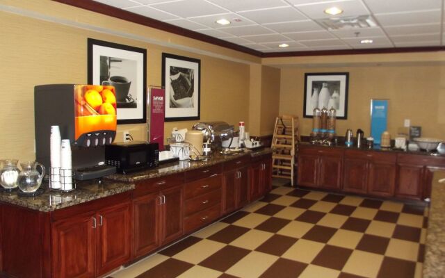 Hampton Inn & Suites Gainesville