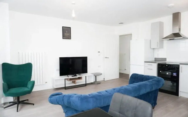 2br-360 Views-balcony-parking-wifi-smarttv