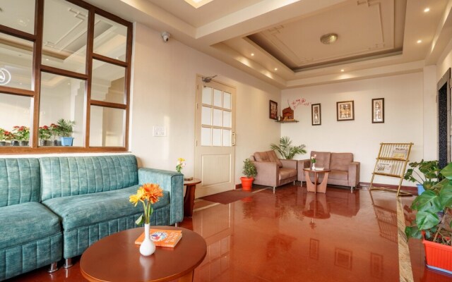 Q Saina's Mapham Darjeeling