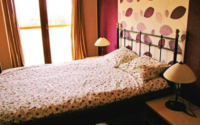 Apartament Szarotka
