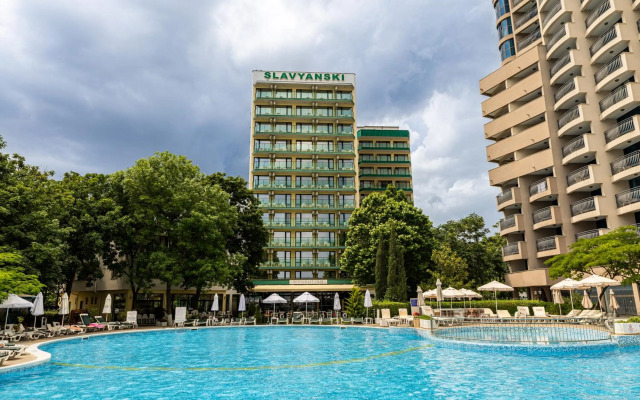 Hotel Slavyanski