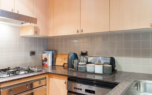 Amazing Studio with Pool in Central Sydney