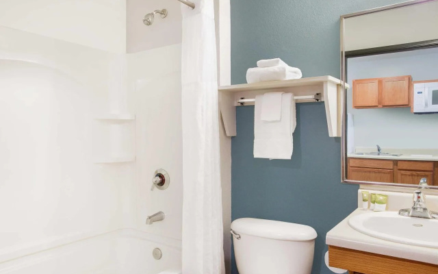 WoodSpring Suites Charlotte Shelby