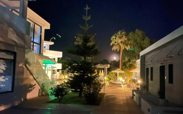 Nasos Hotel & Resort