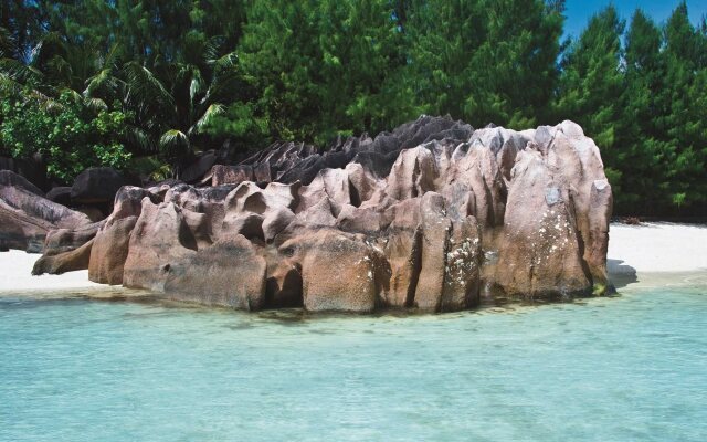 New Emerald Cove Hotel