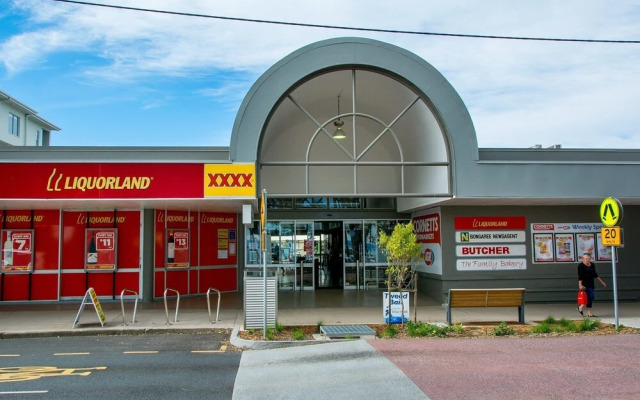 Quiet location across from waterfront - South Esp, Bongaree