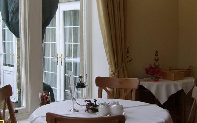 The Manor Cullingworth - Guest house