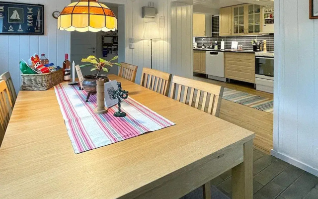 8 Person Holiday Home in Beddingestrand-by Traum