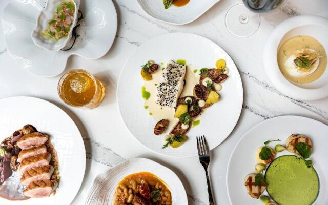 Glass Light Hotel & Gallery, Autograph Collection