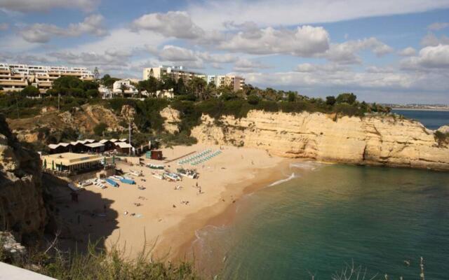 Apartamento T1 - Praia Senhora da Rocha