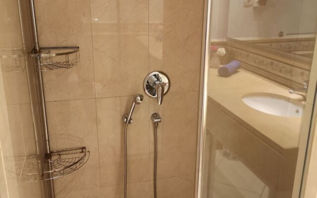 Albatros Private Apartment