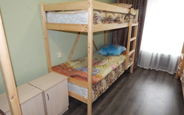 Hostel Romanov