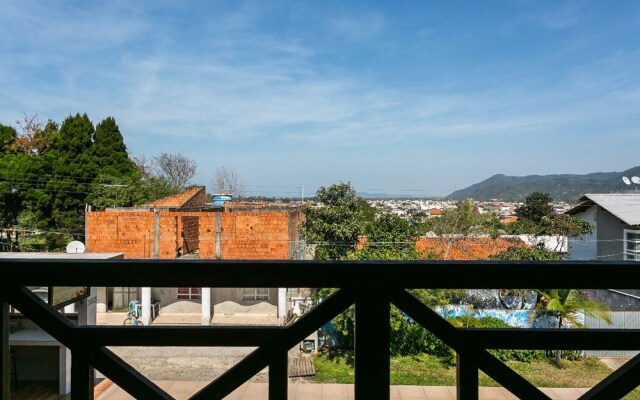 POUSADA E HOSTEL da MARLI no MUQUEM FLORIANOPOLIS