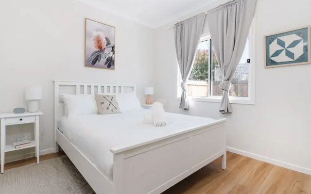 Exquisitely Spacious 3-bed Home