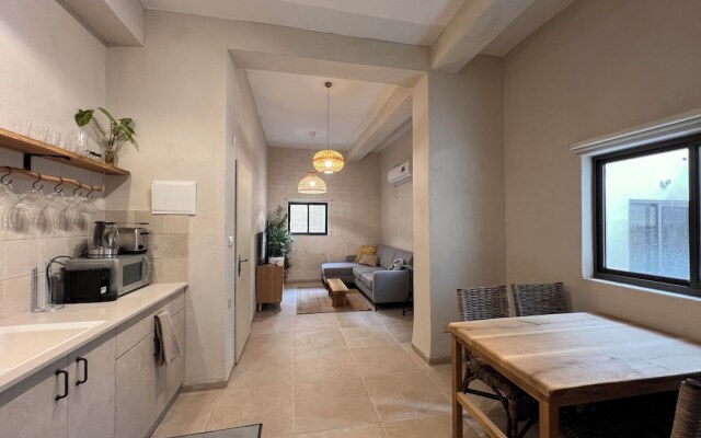 Haifa Downtown Eco Apt by Sea N' Rent
