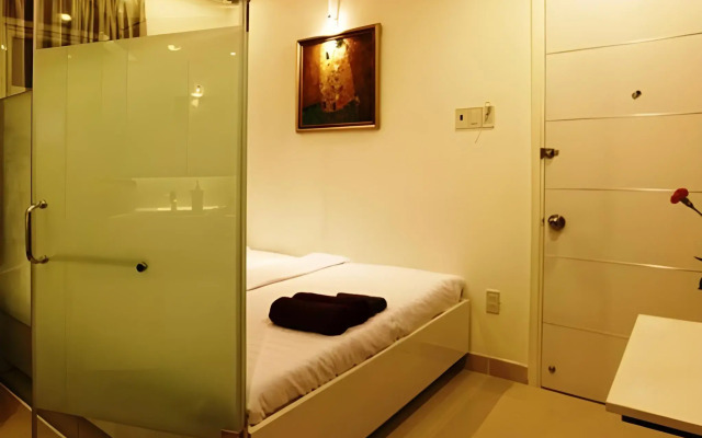 Yellow House Saigon Hotel