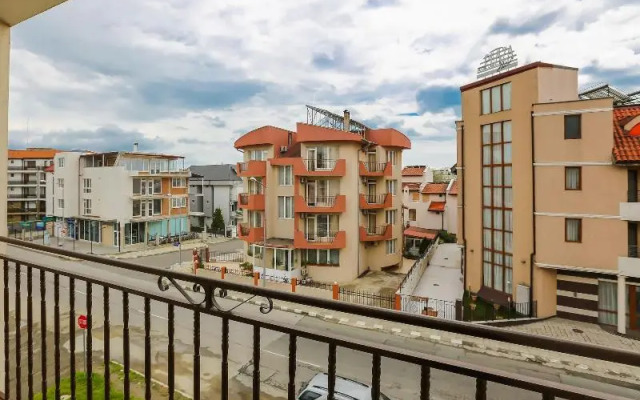 Family Room in Dafinka Guest House