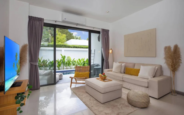 Private Pool Villa Casafit near Laguna