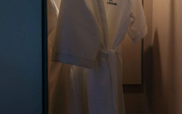 New Donghae Hotel