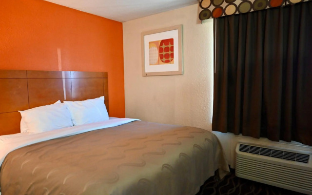 Quality Inn & Suites I-35 near Frost Bank Center