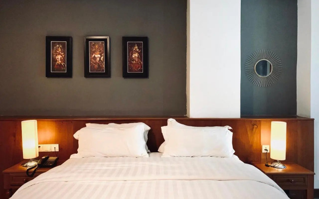 Point Boutique Hotel