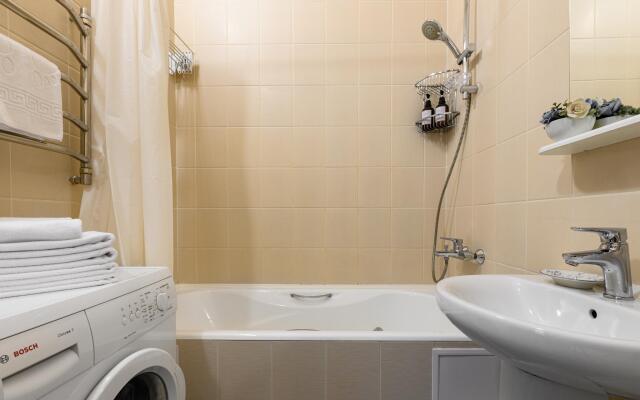 Letyourflat (Лэтюфлэт) на набережной канала Грибоедова 29