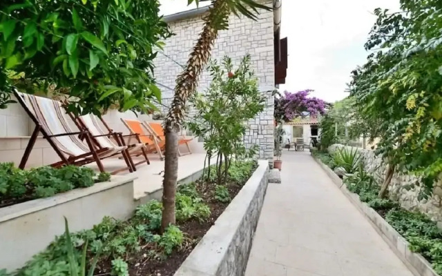 Žarko - 50m From the sea - H