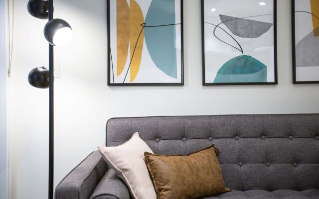 Stylish Luxurious Convenience At South Yarra Melbourne