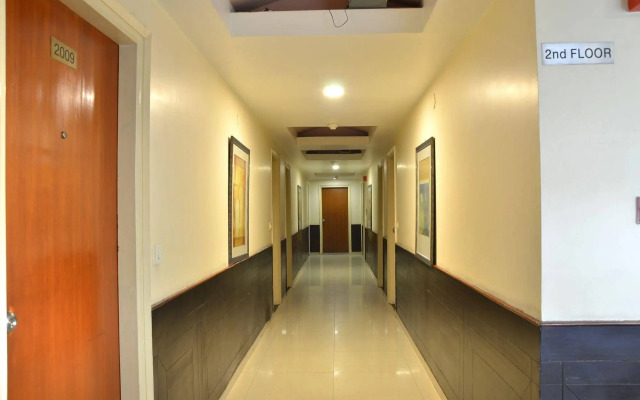 Hotel Tourist Deluxe
