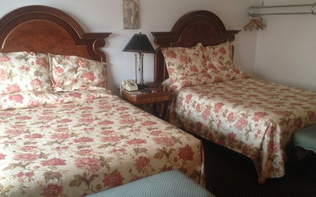 Cache Creek Lodge