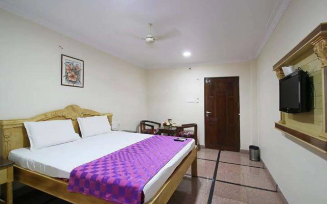 Hotel Adithya Central