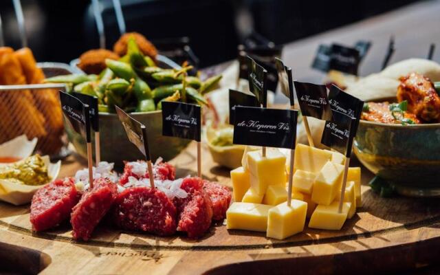 Harbour Suites Boutique Hotel