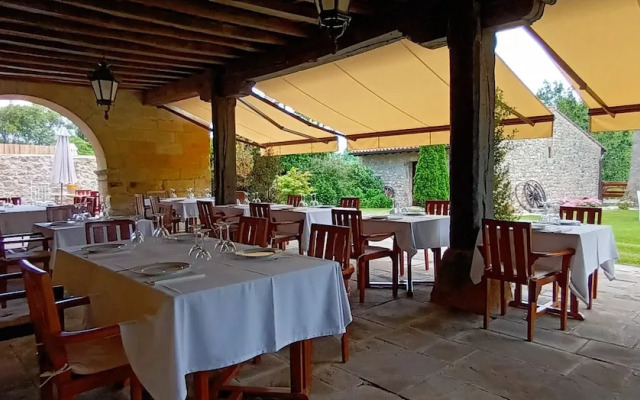 Palación de Toñanes