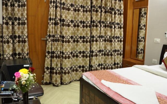 Maxfort Hospital Apartment