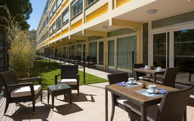 Opéralia Hôtel Les Pins