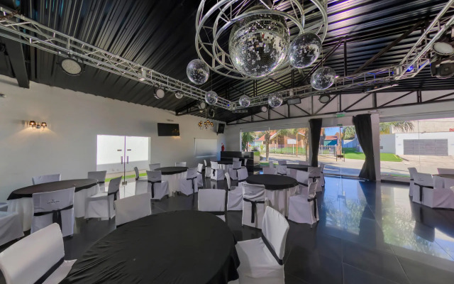Soho Village Hotel